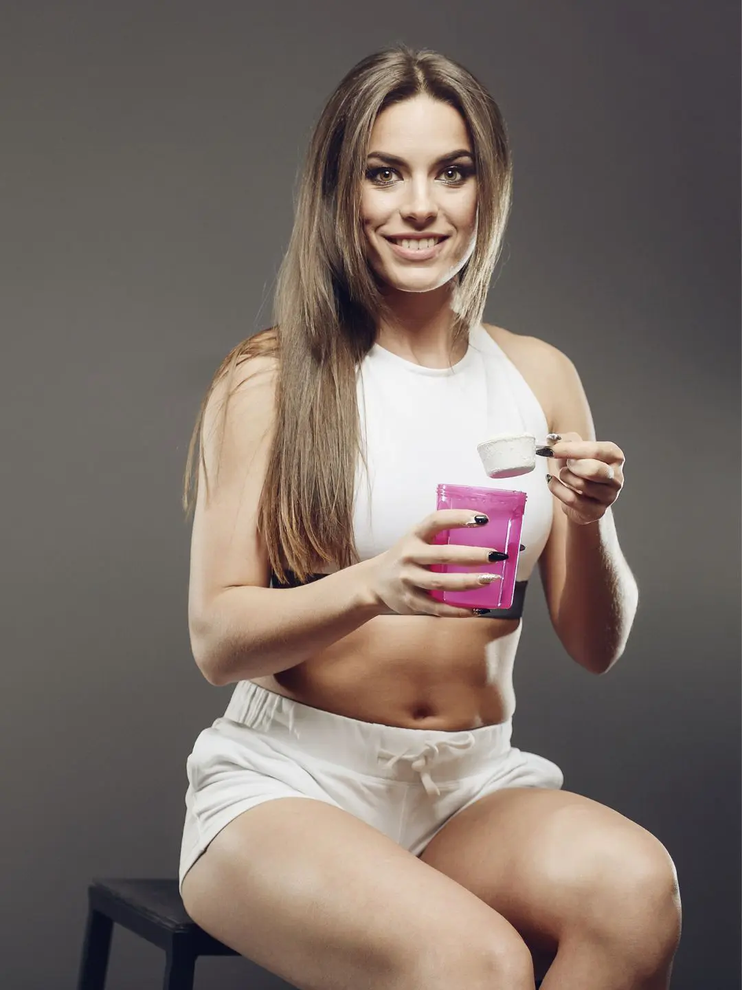 Whey protein: saiba os benefícios do consumo e qual escolher.