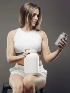 Whey protein: saiba os benefícios do consumo e qual escolher.