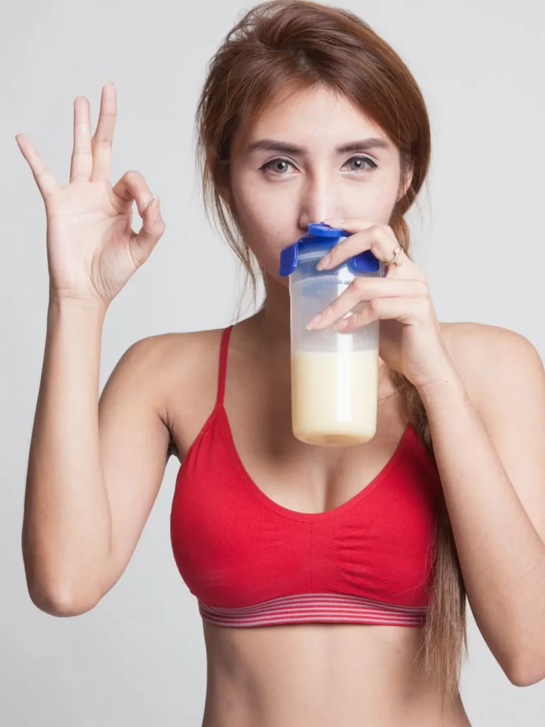 Whey protein: saiba os benefícios do consumo e qual escolher.
