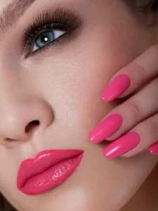 Unhas perfeitas: cuidados para manter as unhas saudáveis e dicas para um look ideal para cada ocasião.