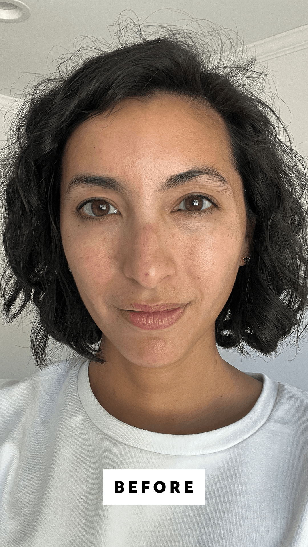 Revista Allure destaca três corretivos que diminuem manchas escuras após meses de testes - Imagem do artigo original